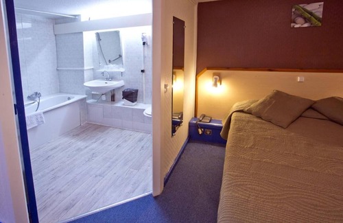 Noisiel Hotel | Hipotel Marne la Vallée