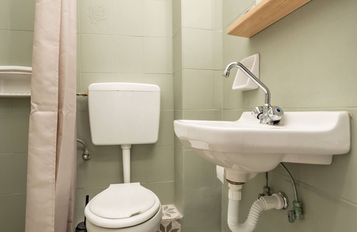 Moutsouna Apartment | Hippocampus - Economy Quadruple Room