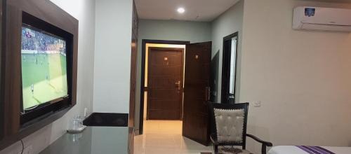 PECHS House | Hira Guest House