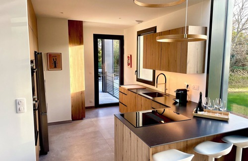 Kerbors Villa | Hiran Ma Wel Architect-designed house with sea view