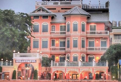 Wat Sam Phraya Hotel | Hiranyakul House