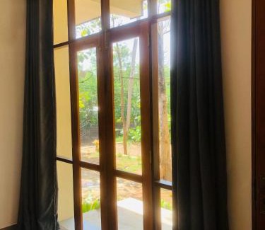 Dickwella Hotel | HIRI Fortress
