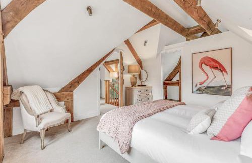 Chipping Campden House | Hiron's Piece - Hot Tub Packages Available