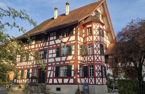 Andelfingen District House | Hirschen Stammheim