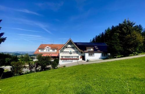 Wald Hotel | Hirschen Wald - Gasthaus & Bäckerei