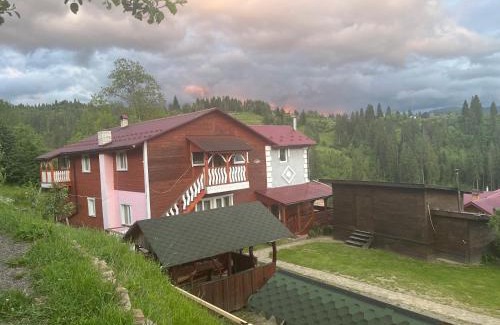 Slavske House | Hirska Vatra