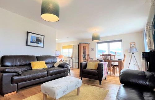 Digg House | Hirta Cottage