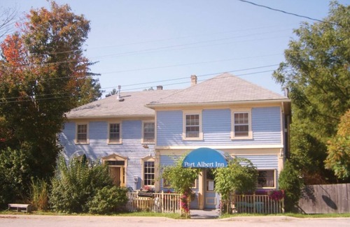 Port Albert House | Historic Inn Vacation Rental