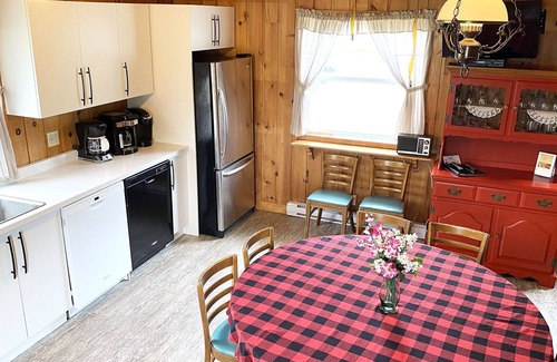 St-Joachim-de-Montmorency House | Historical Farmhouse house Mont-Ste-Anne, Le Massif & 35km to Old Quebec city