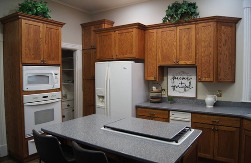 Sedalia House | Historic 130 Year Old near downtown Sedalia - great for families or groups