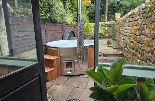Heysham House | Historic 17th-Century Cottage with Hot Tub in Charming Heysham