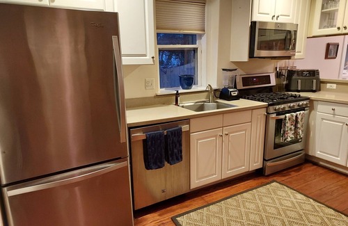 Old Town Alexandria House | Historic 1850 townhouse in heart of Old Town. Walk score: 96