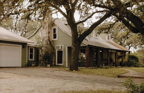 Rio Frio House | Historic 1869 Whiskey Mtn. Home Great Location- Sleeps 15-22 Great Location