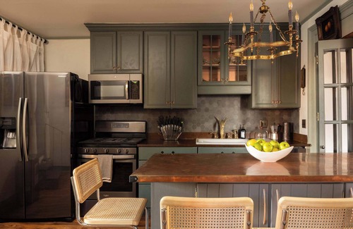 Hudson House | Historic 19th Century Hudson Brownstone
