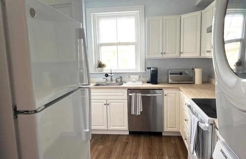 Bethlehem Apartment | Historic 2-bedroom apartment with WiFi, AC in fabulous Bethlehem