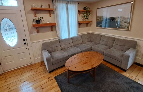 Georgetown House | Historic 2 Bedroom Home in Georgetown