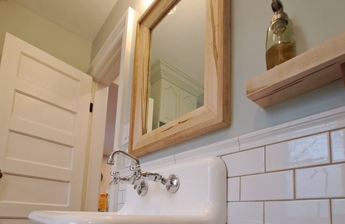 Georgetown House | Historic 2 Bedroom Home in Georgetown