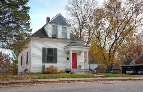 St. Charles Historic District House | Historic 2 bedroom house St Charles