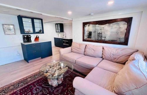 Newburyport Apartment | Historic 2 Bedroom with marble baths and water views
