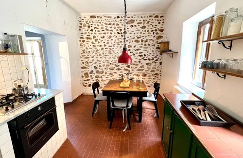 Norma House | Historic 3 BR townhouse in calm village