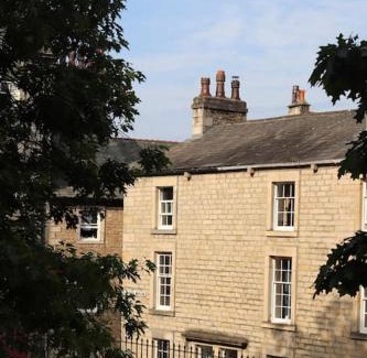 Lancaster House | Historic 3 double bed whole house by castle