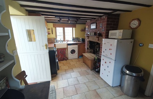 Cromford Cottage | Historic 3BD Cottage: Cozy and Private Retreat