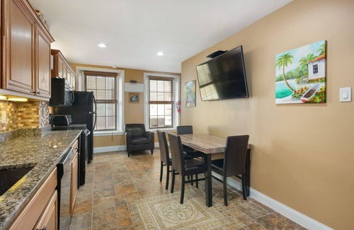 Old City House | HISTORIC 3BED TOWNHOUSE IN OLD CITY PHILADELPHIA-STEPS FROM METRO/RESTAURANTS