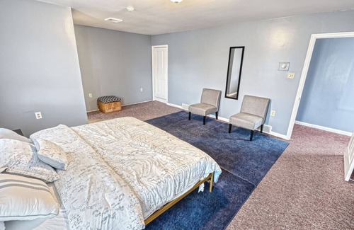 Warfordsburg House | Historic 4BR renovated home