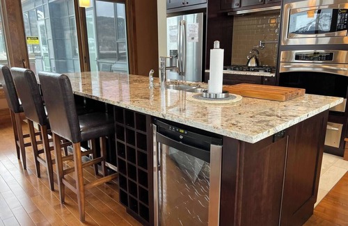 East Kootenay Condo | Historic 901 | Penthouse with Incredible Views