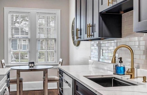 Riverside Apartment | Historic Apt - Blocks from Shoppes of Avondale!