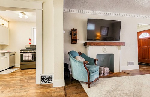 Great Falls House | Historic Art District Retreat