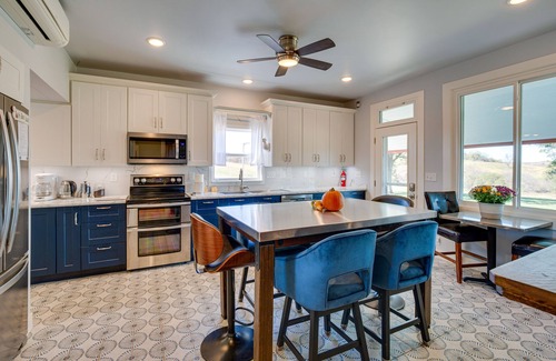 Atchison House | Historic Atchison Farmhouse w/Patio Near Downtown