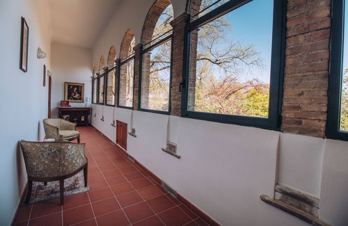 Bolognano House | Historic Baron's Estate in Amazing Abruzzo! Family-friendly. Pet-friendly.
