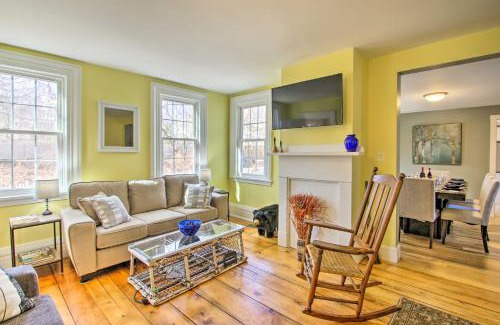 Bath House | Historic Bath Home, Walk to Waterfront Park!