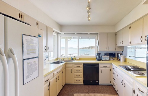 Lopez Island House | Historic bayfront home with amazing view, fireplaces, & large yard - 2 dogs OK