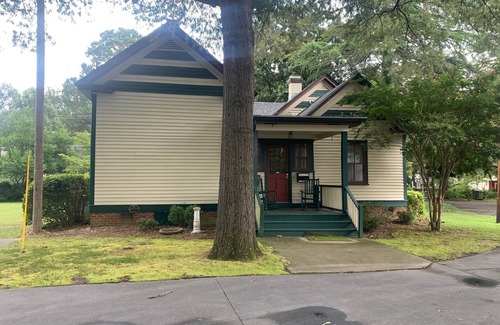 Wilson House | Historic Beauty Near Downtown Wilson and Barton College