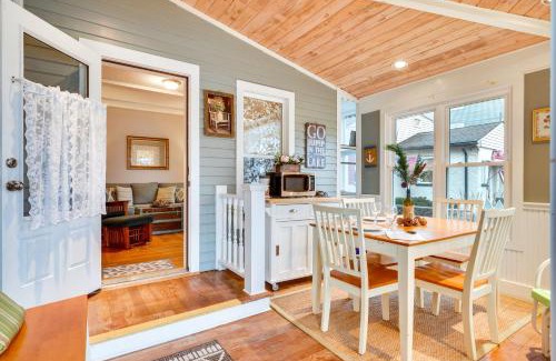 Bemus Point Apartment | Historic Bemus Point Studio with Porch Walk to Lake