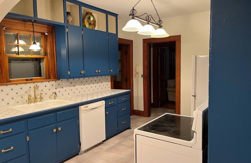 Brownsburg House | Historic Brownsburg Home- Close to parks, restaurants, and shops!
