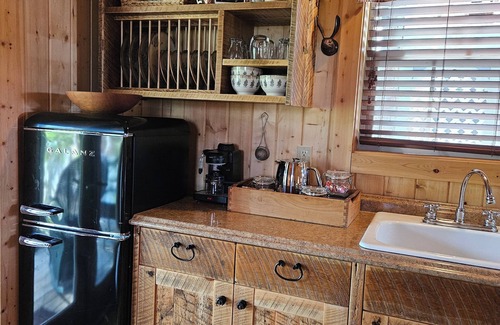 Virginia City House | Historic C.W. Rank House Guest Cabin
