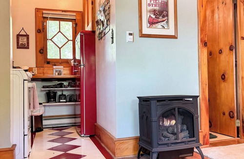 Saranac Lake Cabin | Historic Cabin Retreat - In Town and On the Lake! Minutes to Rail Trail