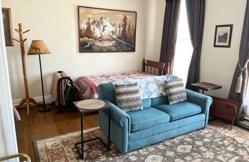 Buffalo Apartment | Historic Capitol Hotel Vacation Suites Downtown
