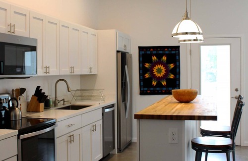 Carbondale Apartment | Historic Carbondale Schoolhouse/Luxury Apartment