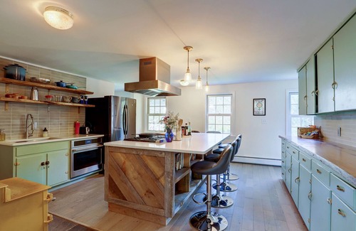 Town of Olive House | Historic Catskills farmhouse with sweeping views