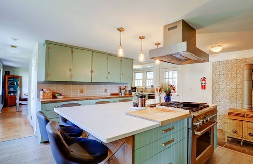 Town of Olive House | Historic Catskills farmhouse with sweeping views