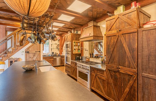 Mount Marion House | Historic Catskills Hideaway Near Saugerties, Woodstock, Kingston & HITS