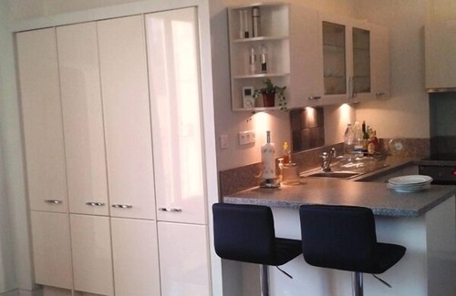 Aix-en-Provence Historic Centre Apartment | Historic Center: Classic Town House Apt., Elegant, Calm, Sunny With Garden Views