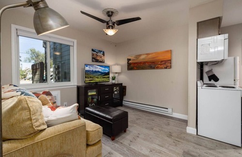 Grand Junction Apartment | Historic Central GJ Getaway