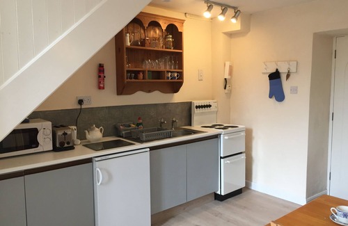Lostwithiel Cottage | Historic Chapel Cottage with pool & pet friendly