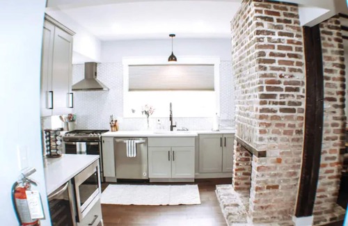 Westside House | Historic Charleston Blue House in downtown Charleston