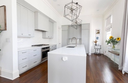 South of Broad Apartment | Historic Charleston meets Modern luxury